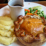 English pie with mashed potatoes and gravy