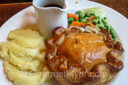English pie with mashed potatoes and gravy