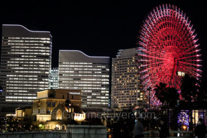 Day trip from Tokyo to Yokohama features a trip to see the Ferris Wheel called the Cosmo Clock at night.