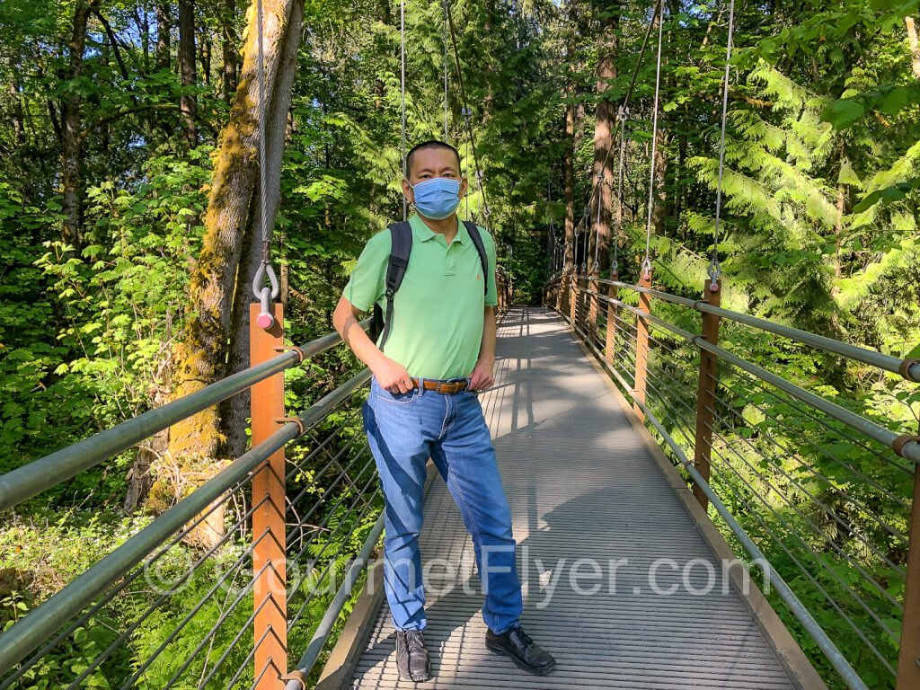 My first pandemic trip to Bellevue Botanical Garden near Seattle