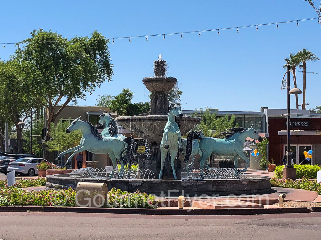 Fountain with sculptures of horses.