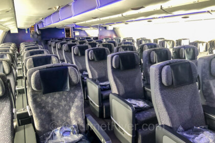 Review of the ANA Premium Economy Seat on the A380 aircraft features an array of seats in a 2-3-2 configuration.